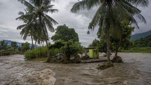 Penanganan Banjir Sigi, Risma Minta PUPR Bangun Tanggul di Hilir