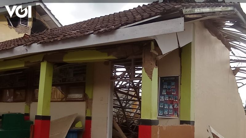 Disdic Cianjur notes at least 422 educational facilities were damaged by the earthquakes