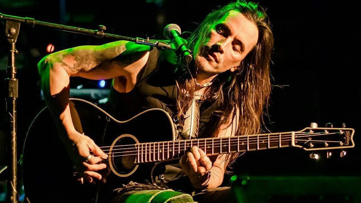 Nuno Bettencourt's Apology To Richard Fortus Ended With An Invitation To Talk Together