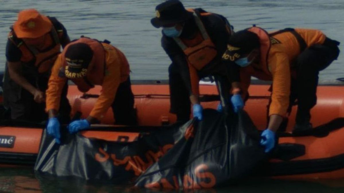 行方不明の3日間、SARチームはカシランペ海域で流れに引きずられた漁師が死亡したのを見つける
