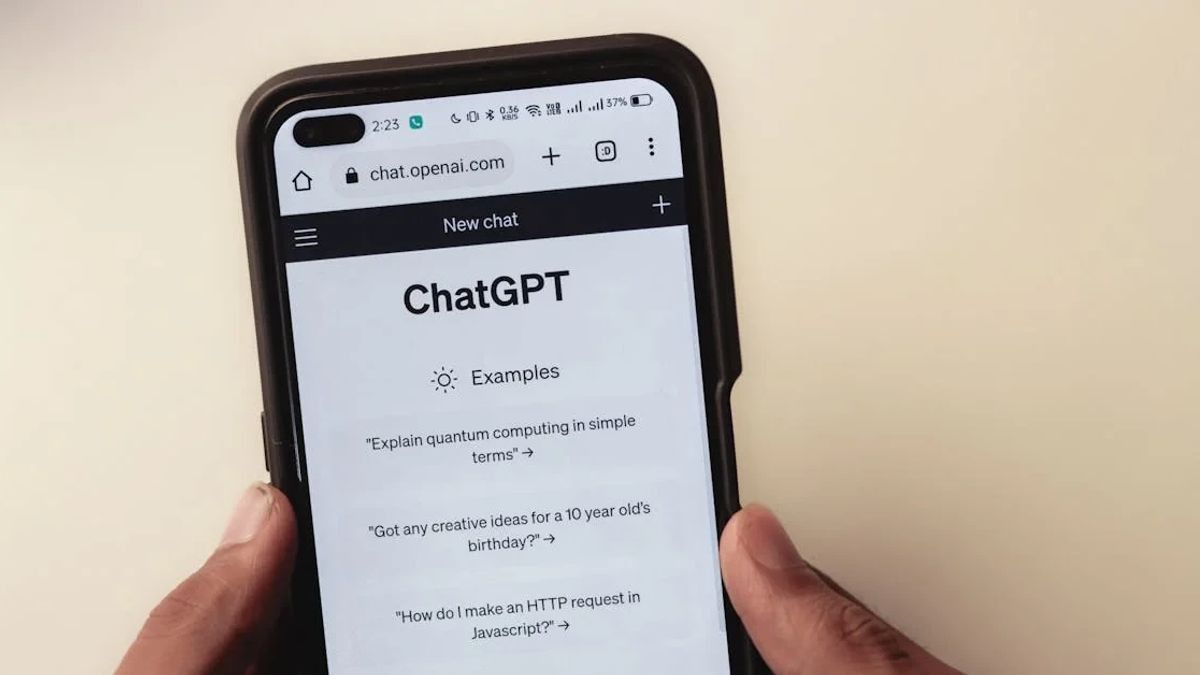 ChatGPT 目前每周用户数为 200 万