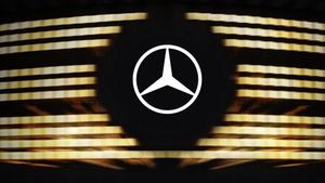Bos Mercedes-Benz Nilai Aturan Larangan Penjualan Kendaraan Emisi Mulai 2035 di Uni Eropa Terlalu Berbahaya