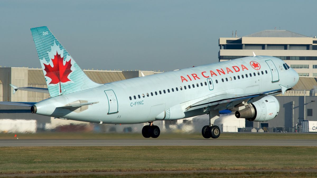 Air Canada Messages 30 Electrical Aircrafts: Offer Zero Emission Flights, Targeted Operating Starting 2028