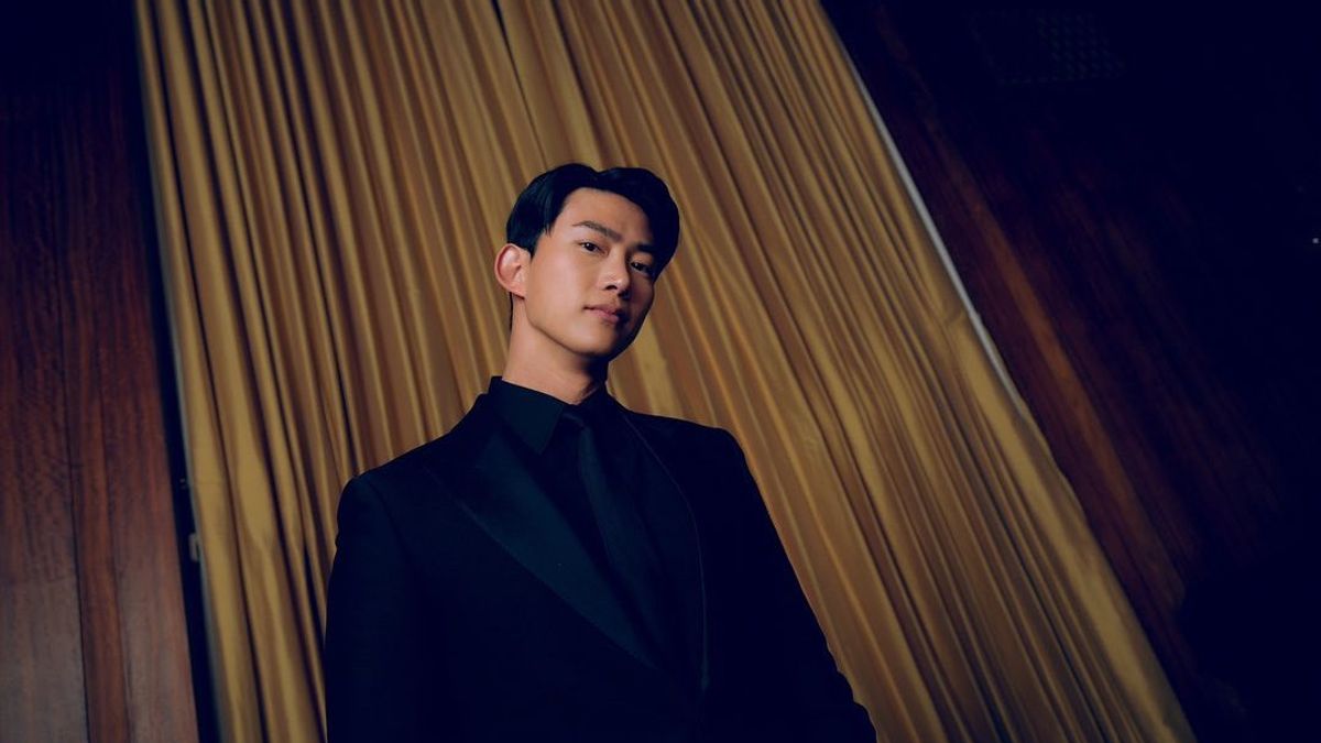 Fotografer Minta Maaf Bagikan Foto Taecyeon 2PM dan Pacar di Paris