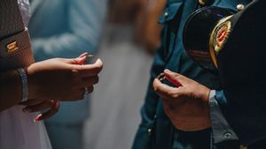 Konflik Negaranya Memanas, Polisi India Kena Getahnya Dipecat Gegara Nikahi Perempuan Pakistan