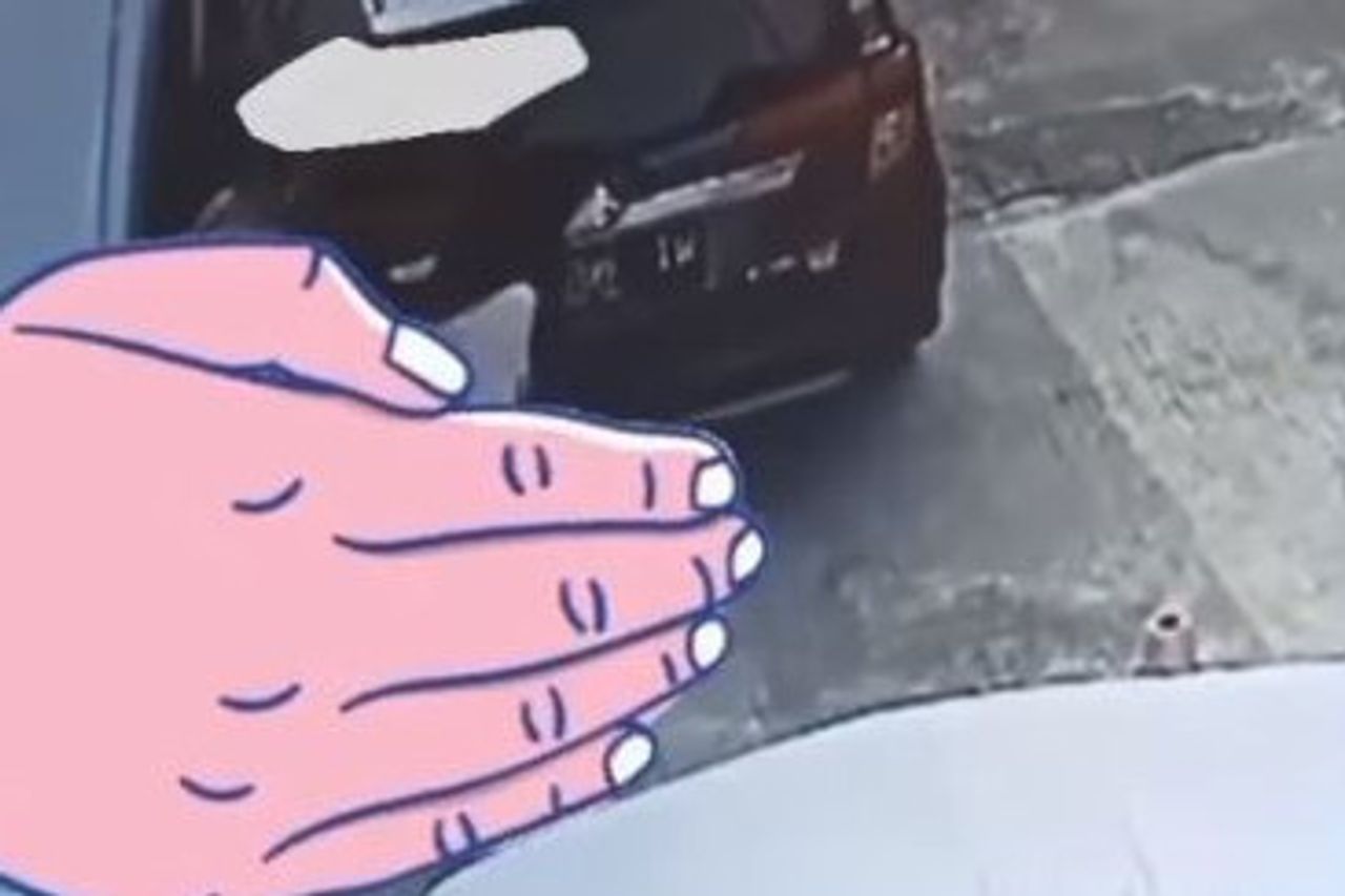 اتضح أن الرجل الذي كان منحرفا مع شريكه في موقف السيارات، أحرق شهوة بعد مشاهدة أفلام الكبار.