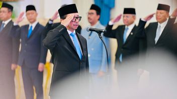 プラボウ大統領、ジュダ・アグンを国家宮殿で財務副大臣に任命