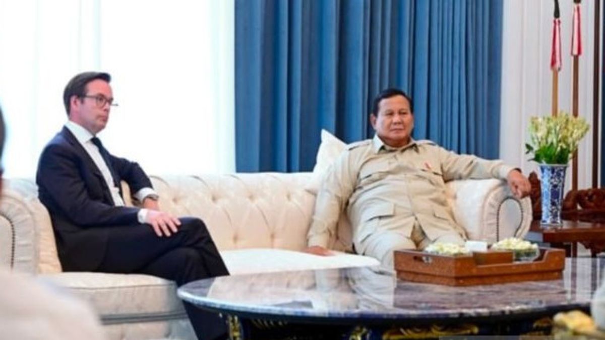 Prabowo souligne l'autonomie technologique, l'industrie aéronautique est invitée à passer à la classe supérieure