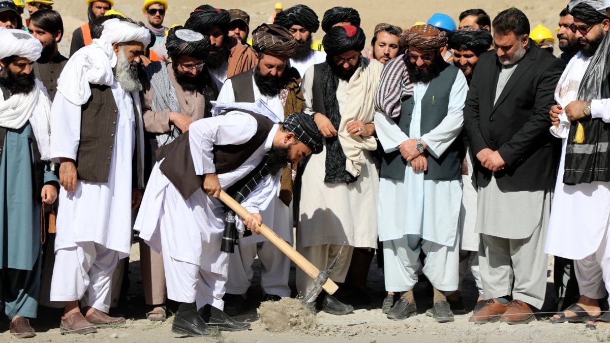Atasi Pengangguran, Kekeringan dan Kelaparan: Taliban Buka Program Padat Karya Resapan Air, Upahnya 10Kg Gandum