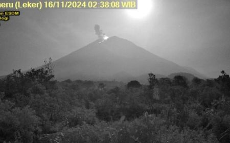 Sabtu Pagi, Gunung Semeru Kembali Erupsi, Status Waspada