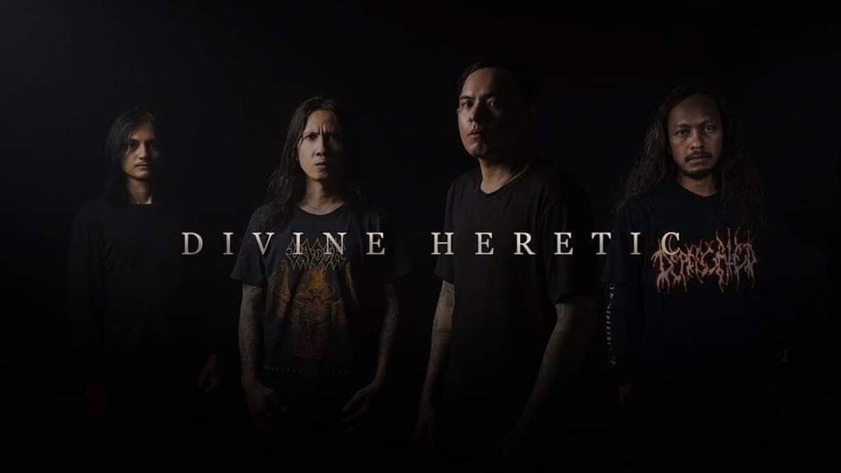 Death Vomit 發行了一首名为Divine Heretic的新单曲