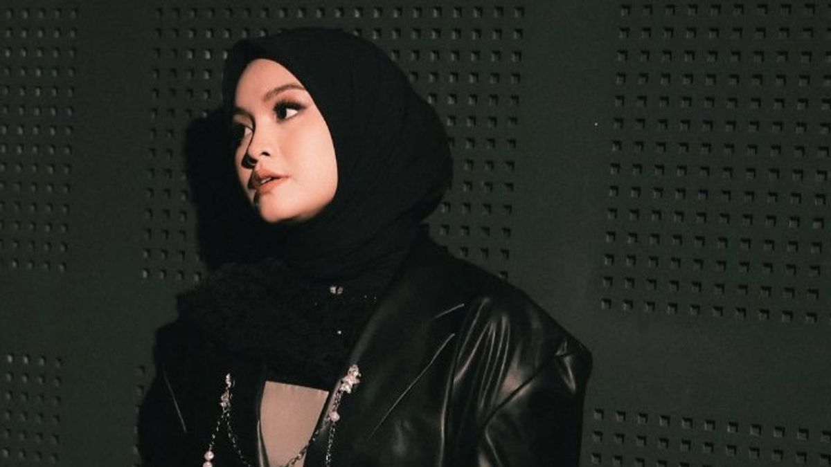 يجب أن تستريح ، سلمى سالسابيل تنحني من مهرجان برامبانان ليوب لموسيقى الجاز