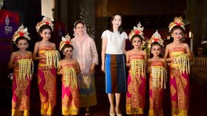 Iriana Jokowi Ajak Ibu Negara Korsel Hadiri Jamuan Minum Teh