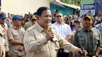 プラボウはアガム洪水避難民を安心させる:兄弟は一人ではない