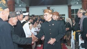 Awarded The Title Of Tengger Community Elderly, Minister Of Culture Fadli Zon Affirms Culture Is The Power Of The Nation