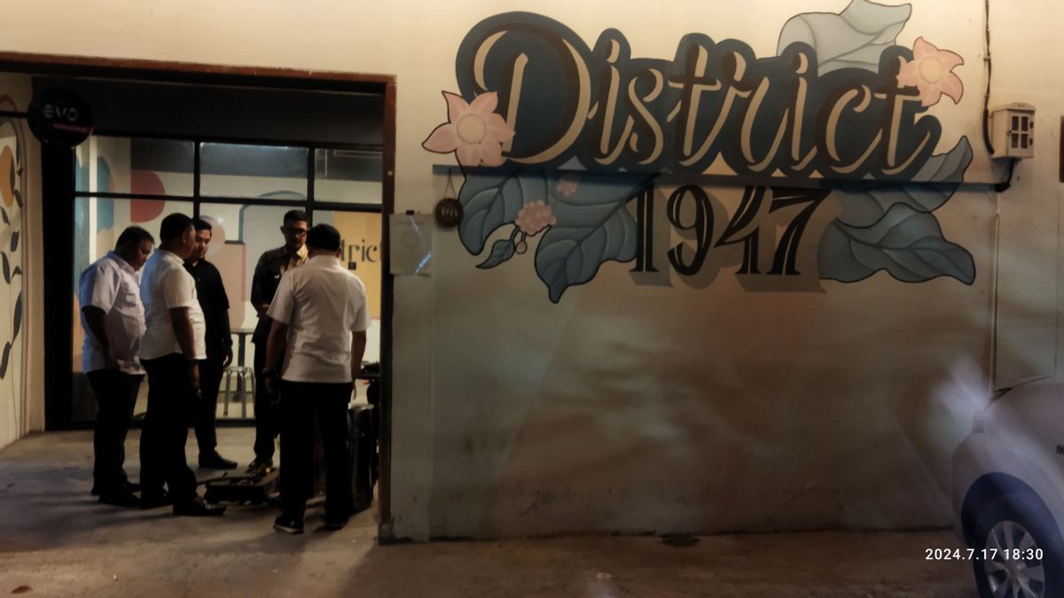 La police de Jaktim Olah TKP Cases d’arrestation et de persécution dans le district de Cafe 1947 Duren Sawit