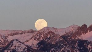 Bulan Purnama Terakhir di Tahun Ini Akan Menjadi 'Bulan Dingin' 