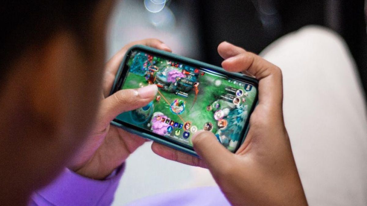 DPR Soroti Kasus Anak Bakar 13 Rumah: Bukti Darurat Paparan Konten Kekerasan