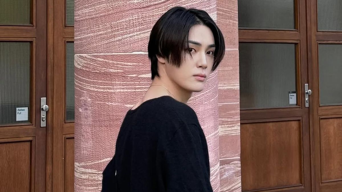 Dikeluarkan Sepihak, Ju Haknyeon eks THE BOYZ Klaim Diminta Bayar Uang