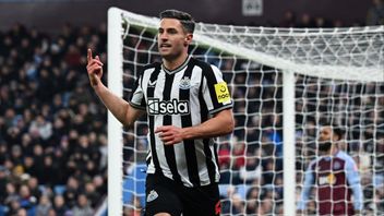 Newcastle United Gagalkan Aston Villa Bersaing Masuk Tiga Besar