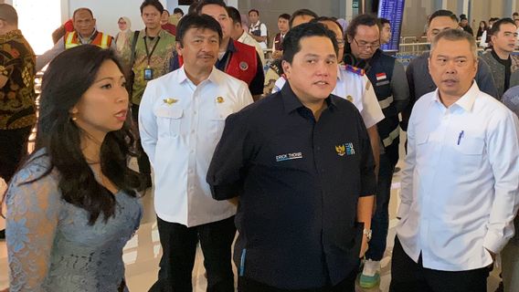 Tinjau Bandara Soetta, Menteri BUMN Pastikan Harga Tiket Pesawat Sudah Turun 10 Persen