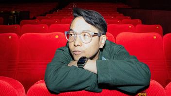 Ernest Prakasa Praises Aurélie's Courage in His New Book: 'It Will Save Many Young Girls'