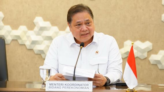 航空券価格を引き上げるように圧力をかけ、政府は税制上のインセンティブを通じて施設を提供します