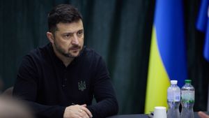 Zelenskyy Dibuat Pusing Skandal Korupsi, Panglima Militer Ukraina Kunjungi Garis Depan Perang