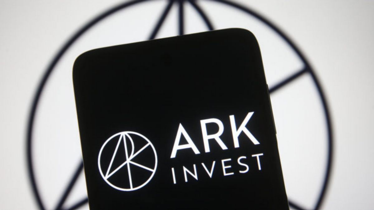 Ark Invest يبيع أسهم Coinbase و Nvidia و Robinhood