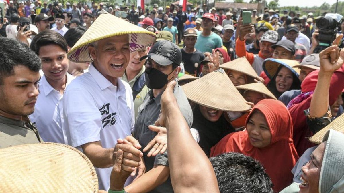 Hasto Claim Blusukan Ganjar 受到 Prabowo 不同公民的热情的欢迎