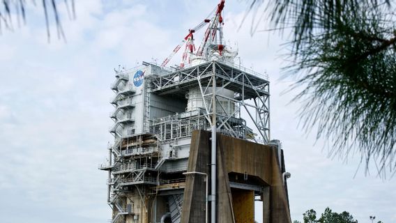 NASAはRS-25機械をテストして生産認証を取得する