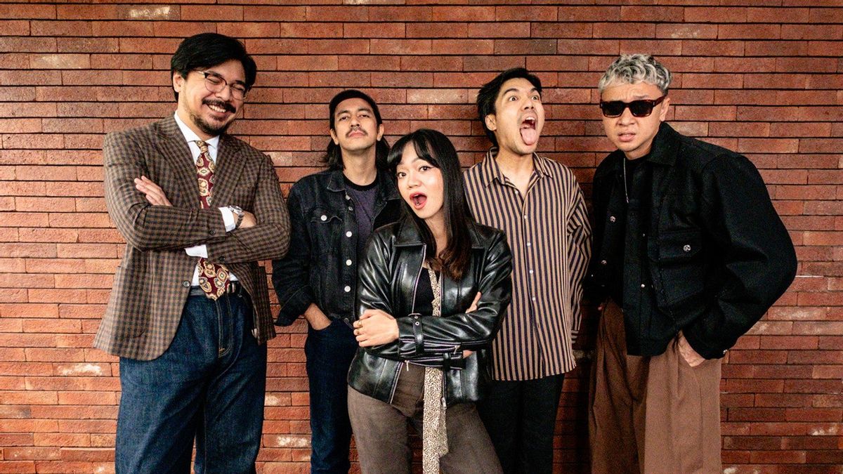 Portura: Unit Musik Baru Beranggotakan Iga Massardi hingga Bilal Indrajaya
