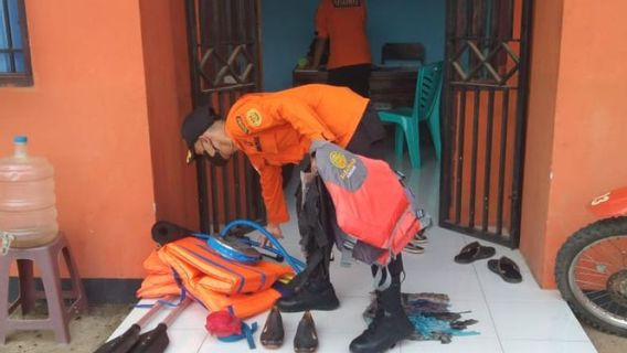 巴萨纳斯搜寻据称在北科纳韦苏尔特拉被鳄鱼袭击的少年