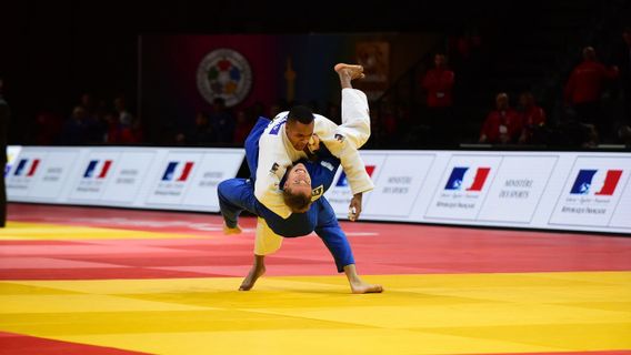 今天,Judoka Indonesia Maryam开始了奥运会对手莫桑比克副手的首次亮相