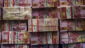 قضية أموال مزيفة بقيمة 22 مليار روبية إندونيسية في جاكبار ، تباع بربع السعر