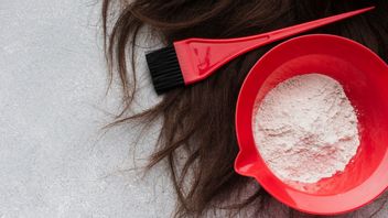 不仅使用烹饪,Maizena Tepung有益于克服油性和脱脂毛发