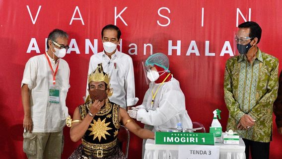 Laissez Les Muscles Du Fil D’os De Fer, Gatotkaca Injecté Vaccin En Face De Jokowi