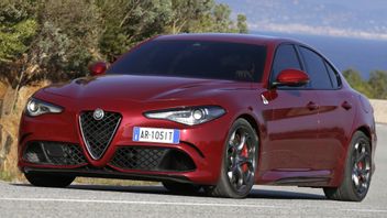 Quadrifoglio Will Be Electricity, Alfa Romeo: Powered By More Than 1,000 Horses