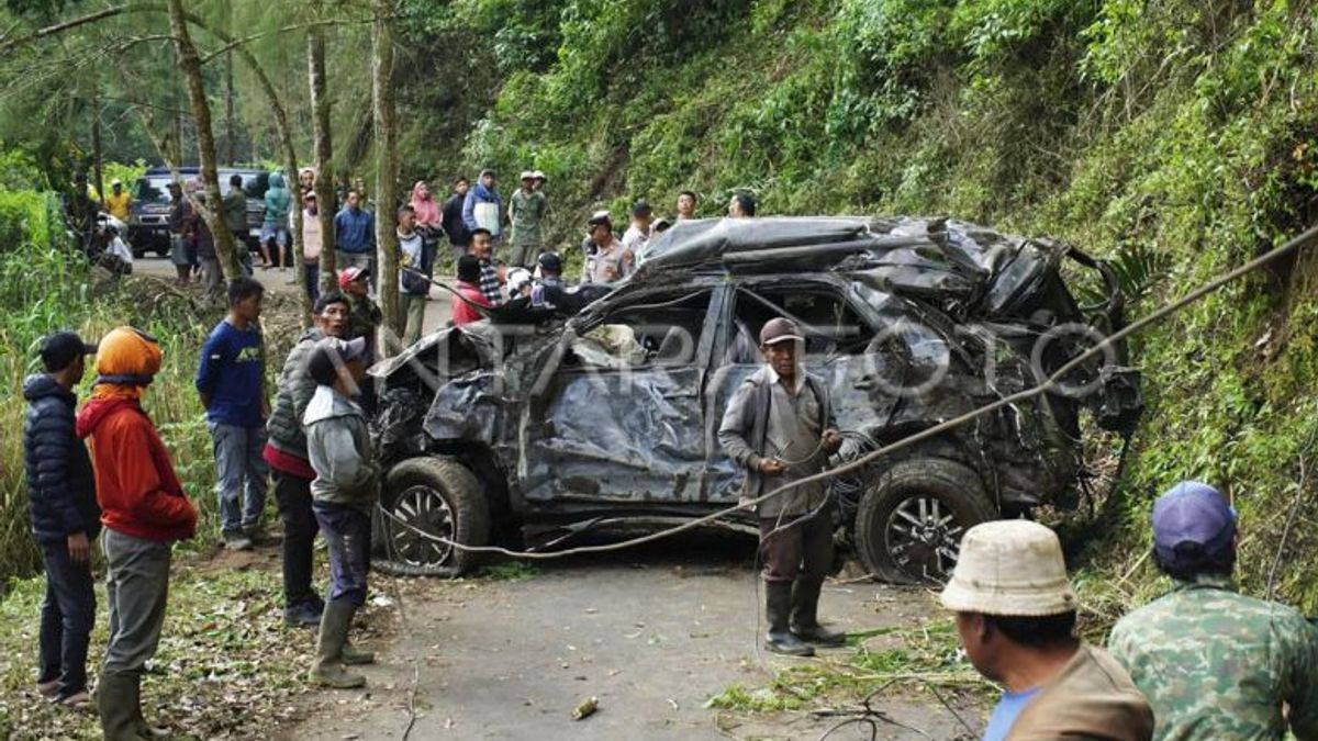 Polisi Beberkan Kronologi Kecelakaan di Jalur Bromo yang Tewaskan 4 Orang