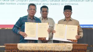 Pena Emas 2025 untuk Mendes PDT H. Yandri Susanto, S.Pt., M.Pd.: Komitmen Terbuka untuk Media