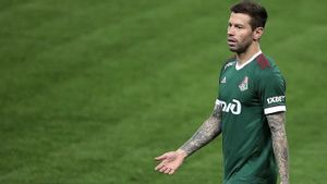 Jadi Pesepak Bola Rusia Pertama yang Kecam Invasi ke Ukraina, Fedor Smolov: Jangan Ada Perang!