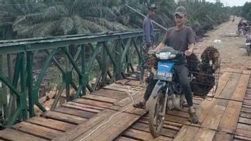 TNI ADは北アチェのバクティヤで緊急橋の建設を完了