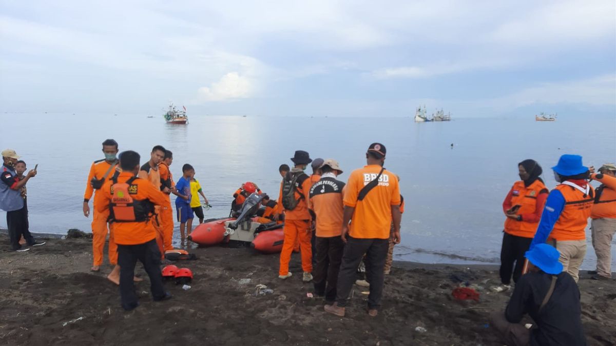2 Nelayan yang Hilang 5 Hari di Perairan Situbondo Ditemukan di Sulsel, Mengaku Mendadak Buta Arah di Tengah Lautan
