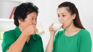Osteoporosis Mengintai Perempuan, Anlene Ajak Aktif Bergerak dan Penuhi Nutrisi Tulang