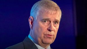 Gelar Bangsawannya Dilucuti, Pangeran Andrew Diminta Segera Pindah dari Royal Lodge