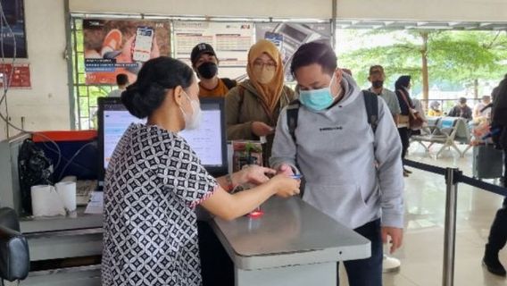 Solo Balapan Station Equipped With Facial Recognition Door Facilities