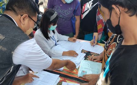 Dapat Layanan Gratis, 645 Warga Jalan Mpok Nori Jaktim Urus Dokumen Perubahan Nama Jalan