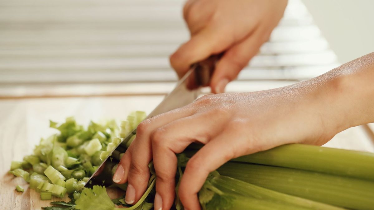 Est-il Vrai Que Les Feuilles De Céleri Peuvent Abaisser L’hypertension Artérielle?