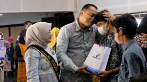 Wali Kota Eri Cahyadi Rekrut 140 Warga Disabilitas Bekerja di Pemkot Surabaya