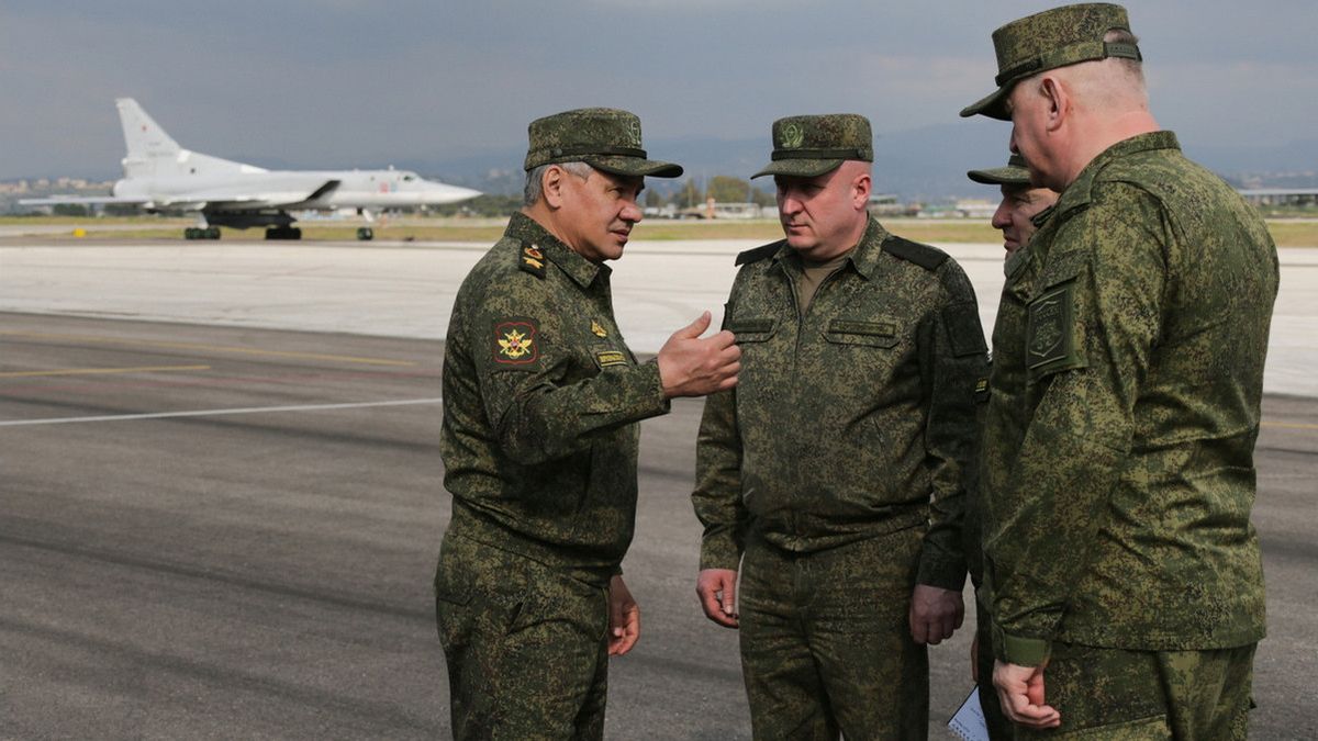 First Appearing In The Public After The Wagner Group's Insurgency, Defense Minister Sergei Shoigu Inspects Russian Troops In Ukraine